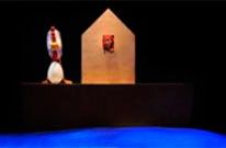 La Maquiné presenta su espectáculo La casa flotante en  FETÉN 2013